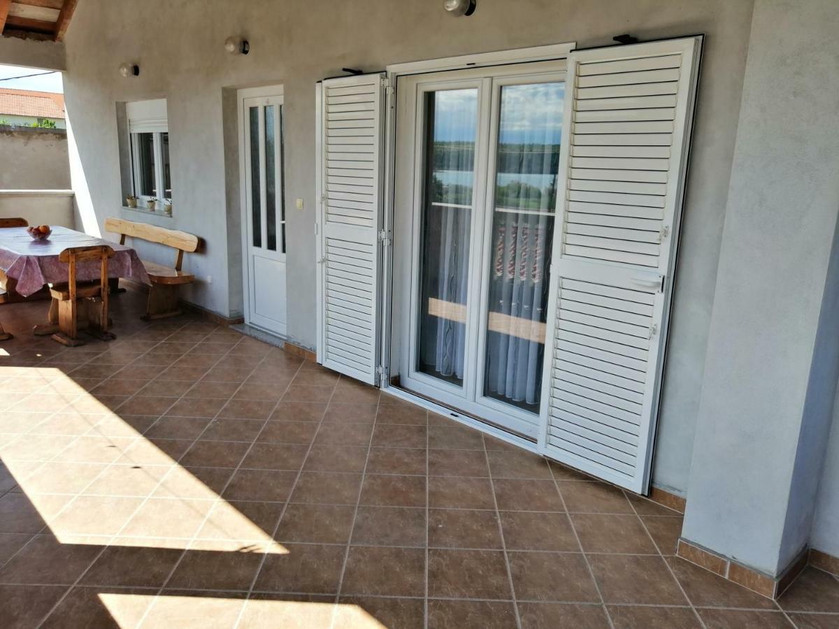 Apartman Rosanda Posedarje Exterior photo