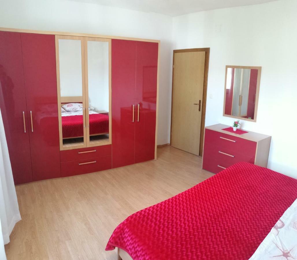 Apartman Rosanda Posedarje Exterior photo
