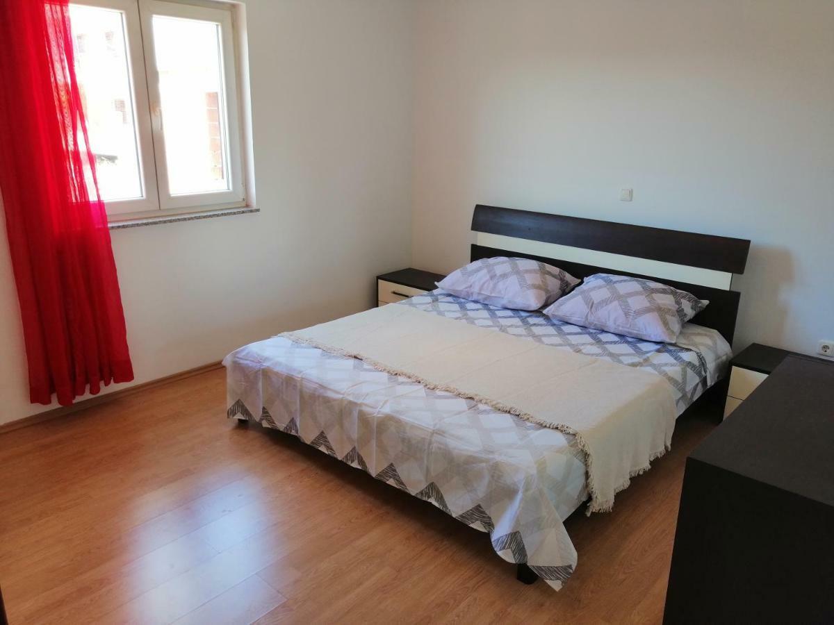 Apartman Rosanda Posedarje Exterior photo